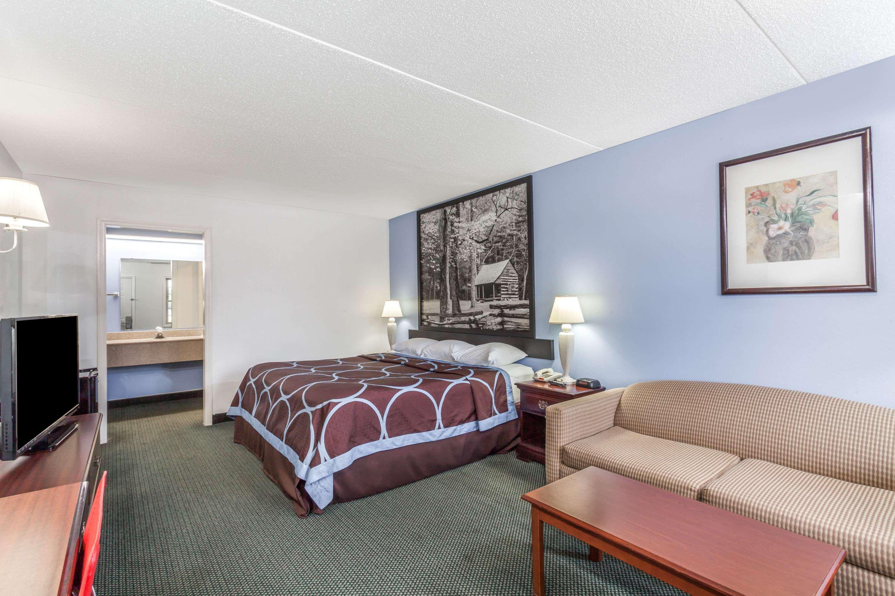 Hotel Super 8 By Wyndham Kingston Exteriér fotografie